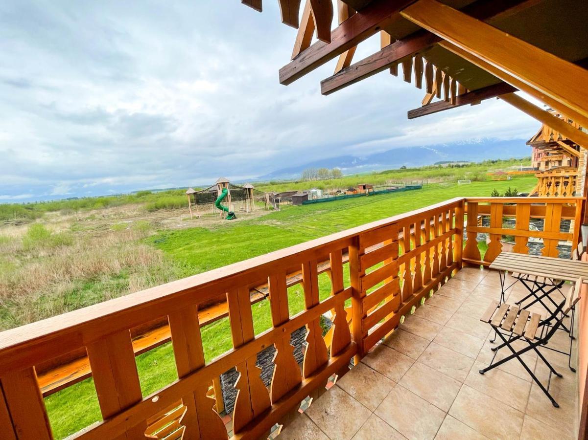 Apartment With Terrace & Amazing View Vel'ka Lomnica Exterior foto